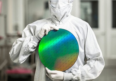 硅谷周報 xAI收購X平臺、安卓走向閉源、DeepSeek成AI新標桿與量子計算服務崛起